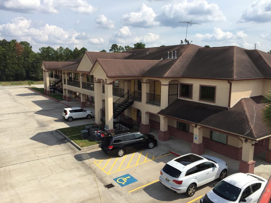 Super 8 By Wyndham Humble - Atascocita - Fm 1960 I-69 Hotel Exterior foto